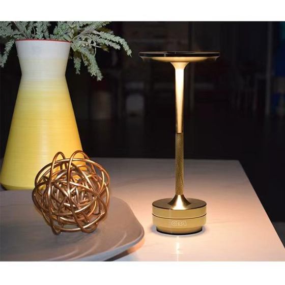 Lampade da Tavolo OB-LD101: Lampada Stile Classico e Tecnologia Wireless